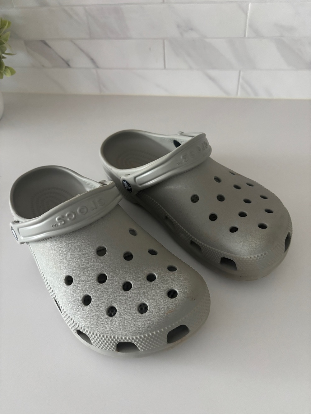 Classic Comfort Clogs - Size Ladies 8 Men’s 6 - Light Gray - barely worn